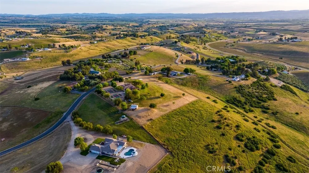 6130 Buckhorn Ridge San Miguel, CA 93451