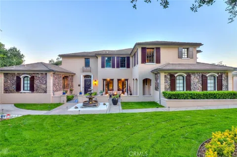 725 Carriage House Drive