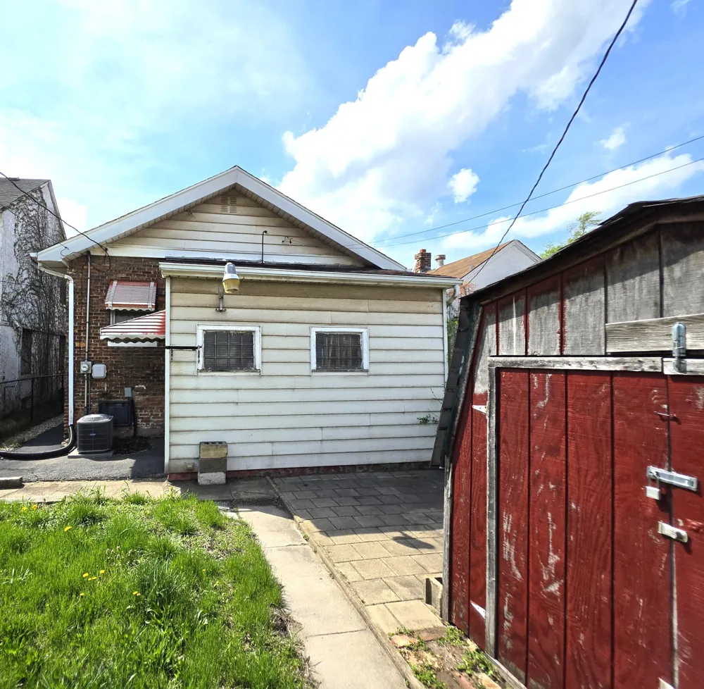 1173 Tyler Street Gary, IN 46407