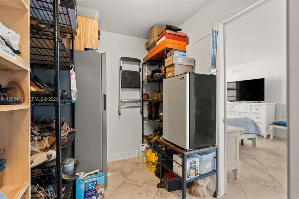 6917 Collins Ave #1609 Miami Beach, FL 33141
