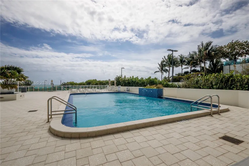 6917 Collins Ave #1609 Miami Beach, FL 33141