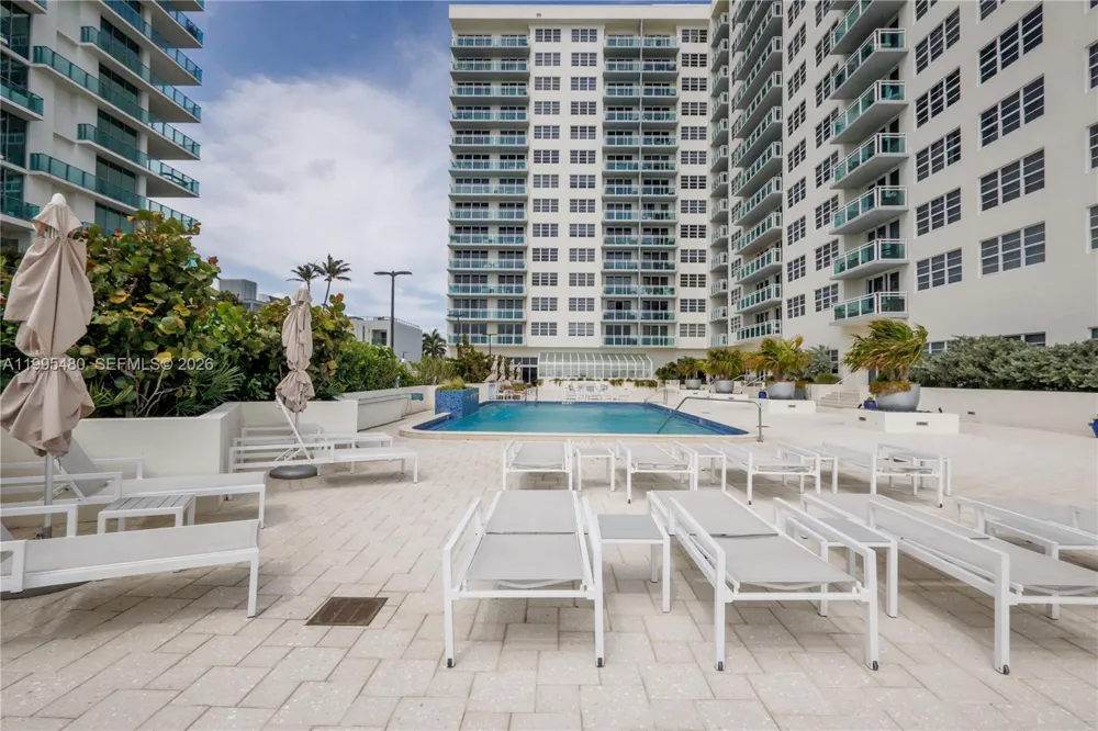 6917 Collins Ave #1609 Miami Beach, FL 33141
