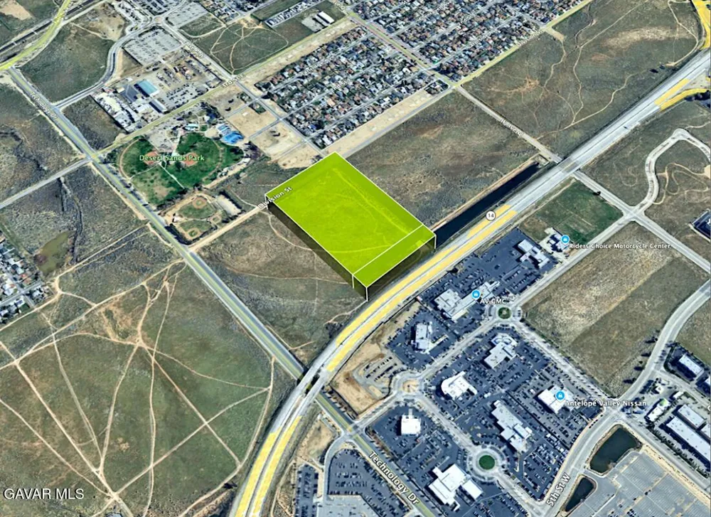 Division St Vic ## P12 Palmdale, CA 93550