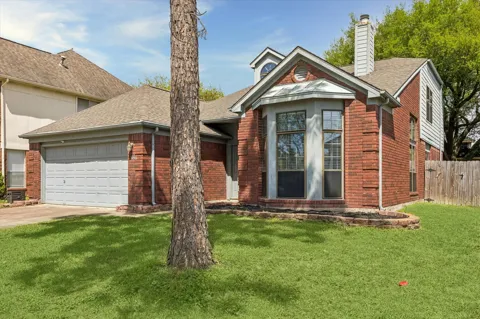 6915 Redwood Falls Drive