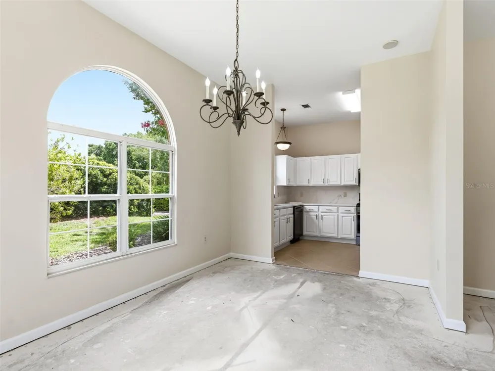 1256 AVENIDA DE LAS CASAS Lady Lake, FL 32159
