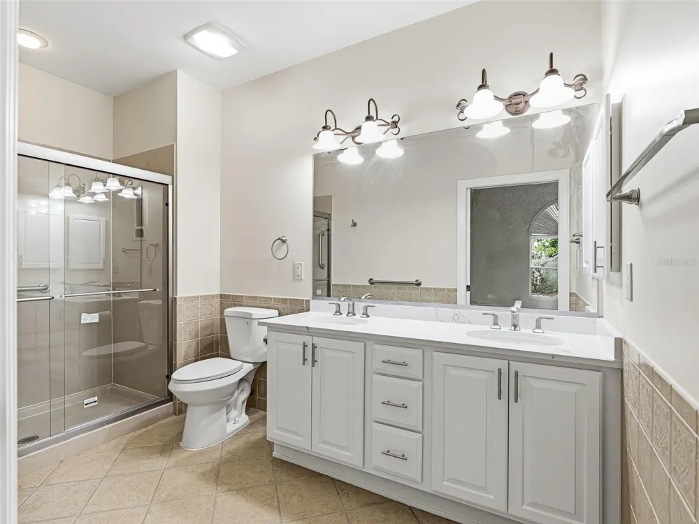 1256 AVENIDA DE LAS CASAS Lady Lake, FL 32159
