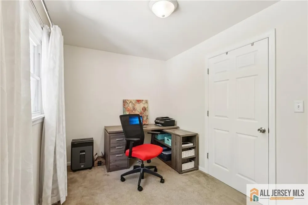 61 Wickom Avenue Hamilton, NJ 08690
