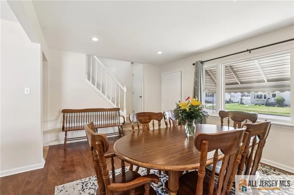61 Wickom Avenue Hamilton, NJ 08690