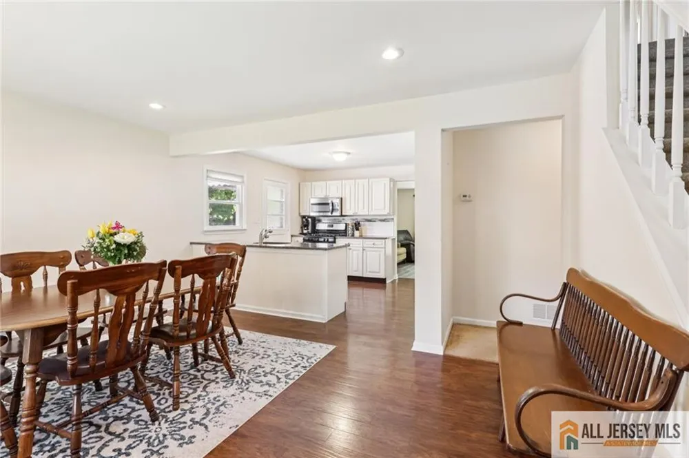 61 Wickom Avenue Hamilton, NJ 08690