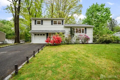 12 Barrie Road