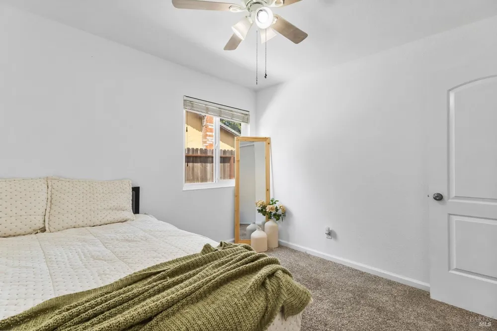 387 Colonial Circle Vacaville, CA 95687