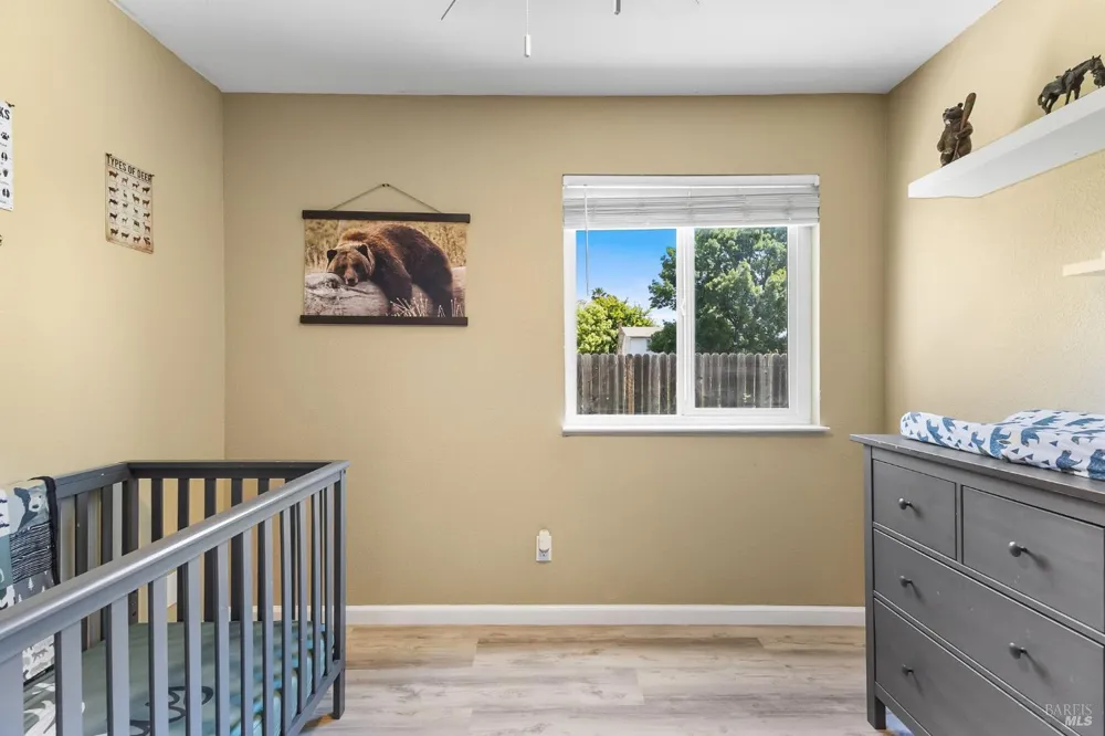 387 Colonial Circle Vacaville, CA 95687