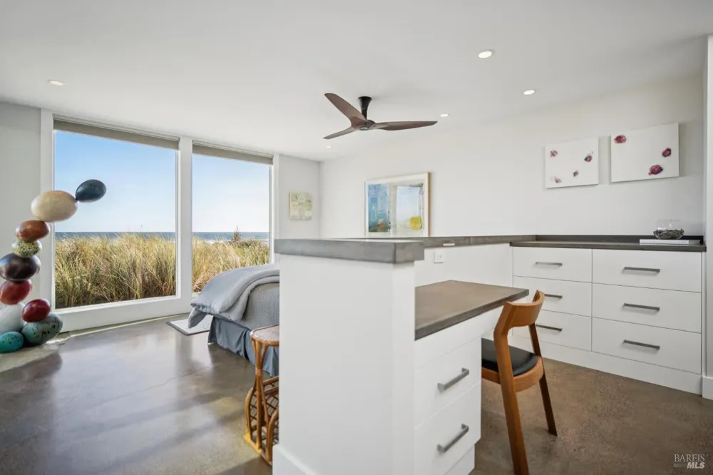 324 Seadrift Road Stinson Beach, CA 94970