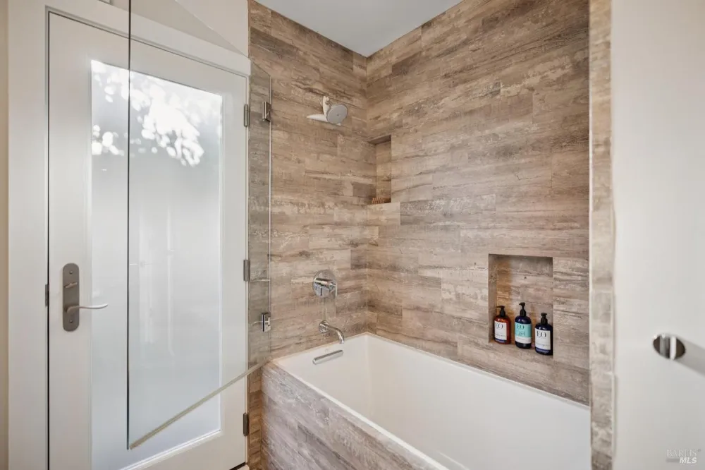 324 Seadrift Road Stinson Beach, CA 94970