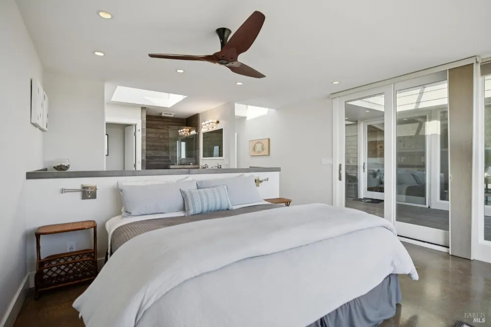 324 Seadrift Road Stinson Beach, CA 94970