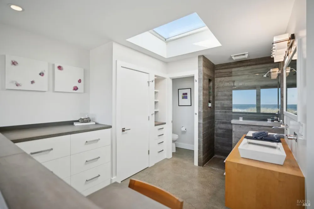 324 Seadrift Road Stinson Beach, CA 94970