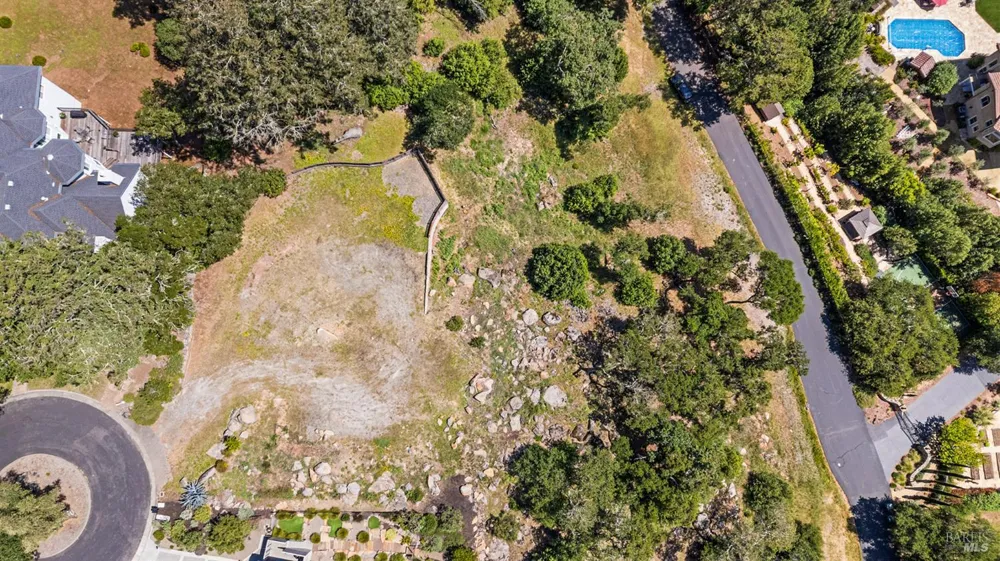 3824 Clear Ridge Santa Rosa, CA 95404