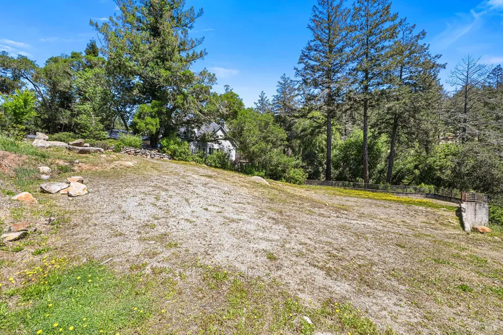 3824 Clear Ridge Santa Rosa, CA 95404