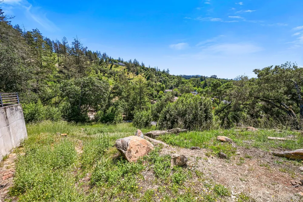 3824 Clear Ridge Santa Rosa, CA 95404