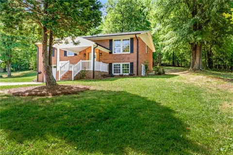 117 Kingswood Place Drive