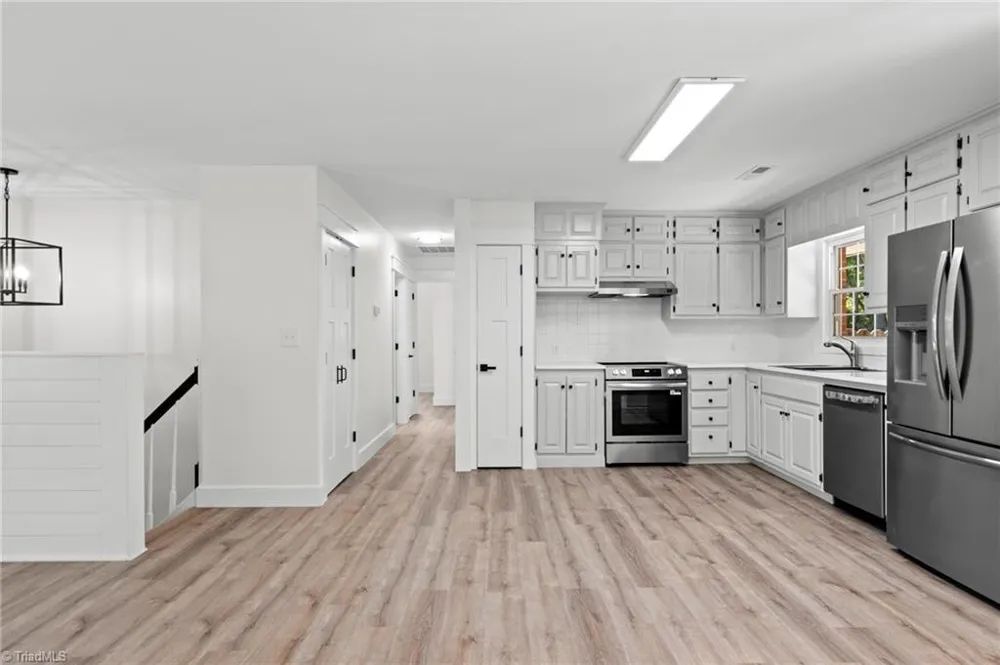 117 Kingswood Place Drive Walnut Cove, NC 27052