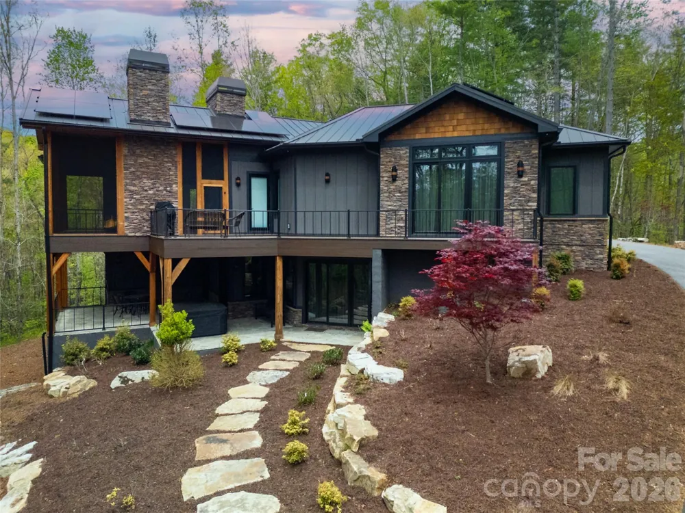 726 Ugugu Drive Brevard, NC 28712