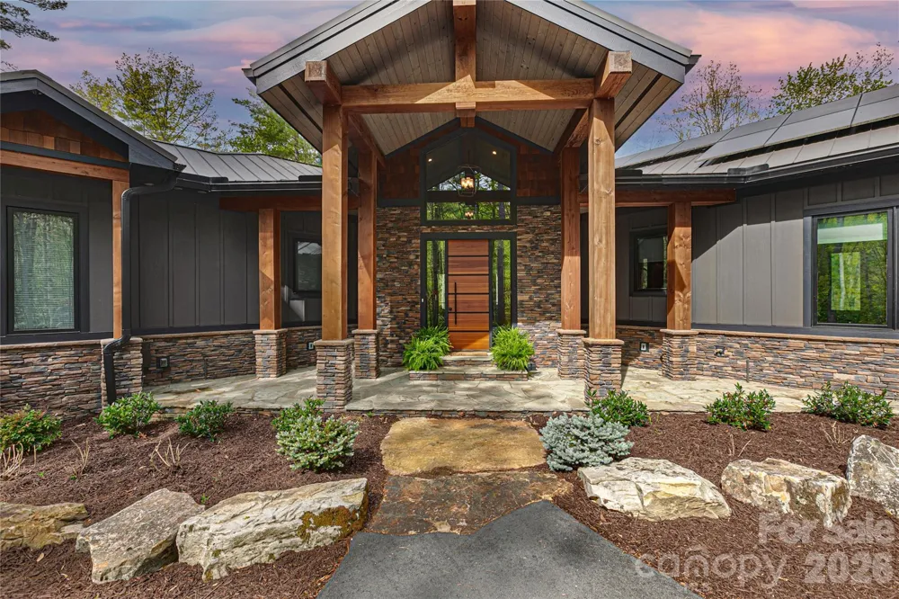 726 Ugugu Drive Brevard, NC 28712