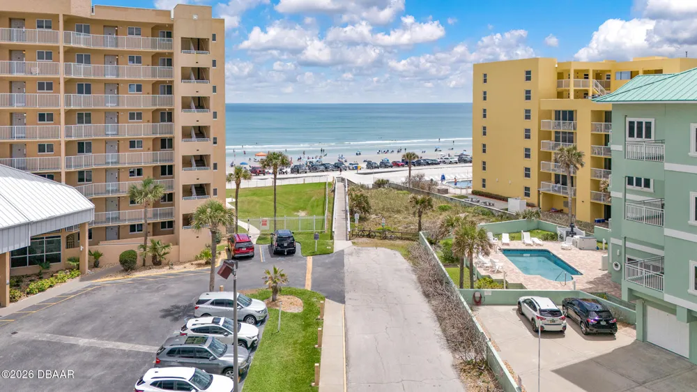 421 S Atlantic Avenue #302 New Smyrna Beach, FL 32169