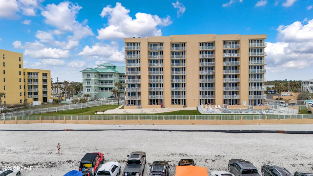 421 S Atlantic Avenue #302 New Smyrna Beach, FL 32169