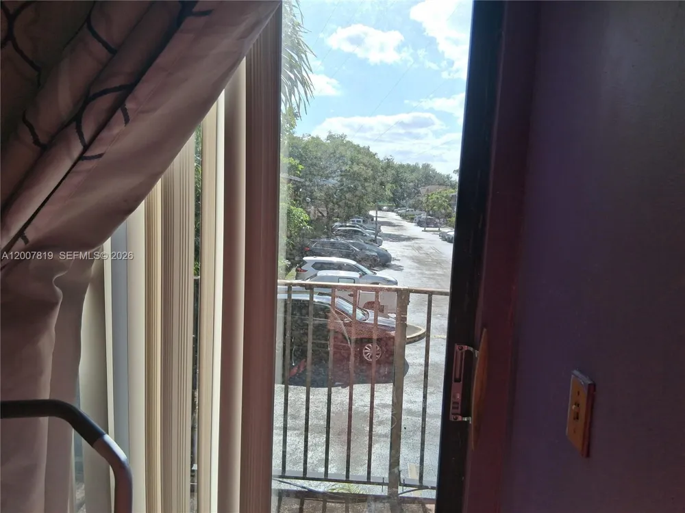 3429 SW 52nd Ave Pembroke Park, FL 33023