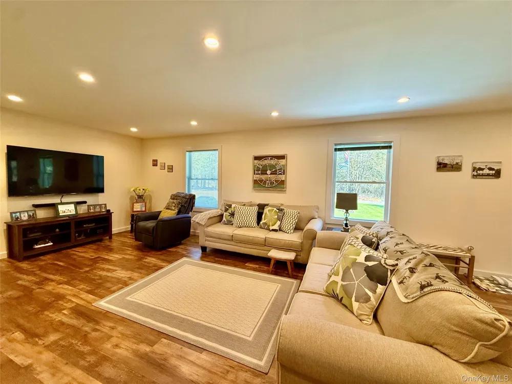 61 Pioneer Drive Swan Lake, NY 12783
