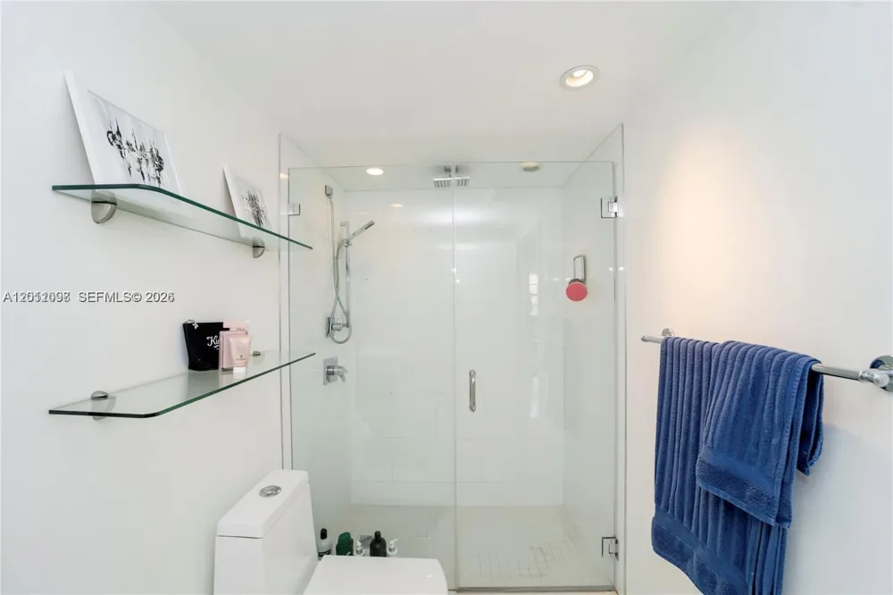 100 Lincoln Rd #605 Miami Beach, FL 33139
