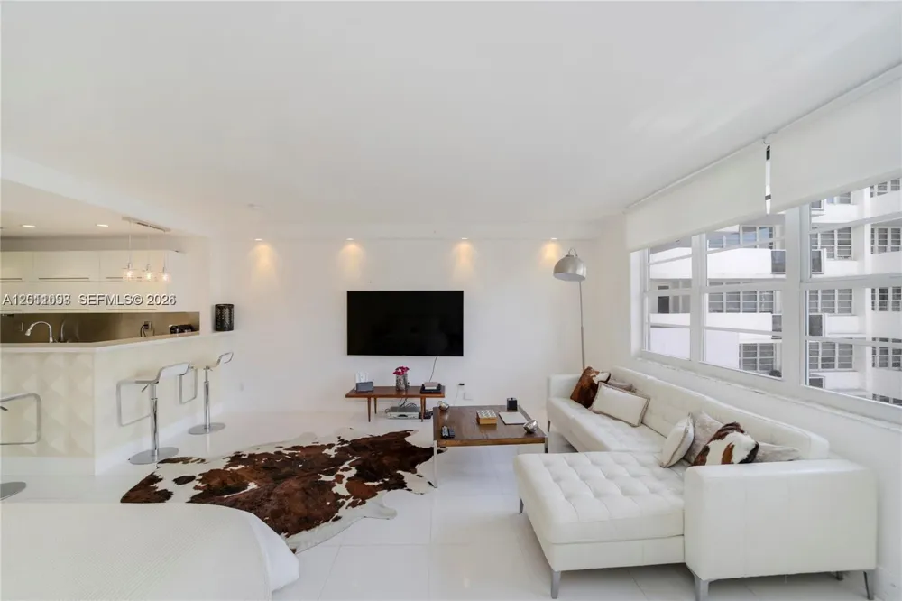 100 Lincoln Rd #605 Miami Beach, FL 33139