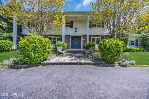 25 Surrey Lane