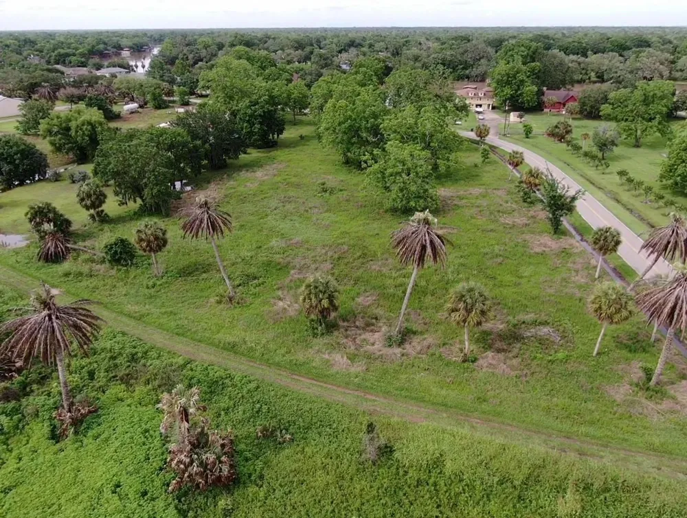 220 County Road 461 A Brazoria, TX 77422