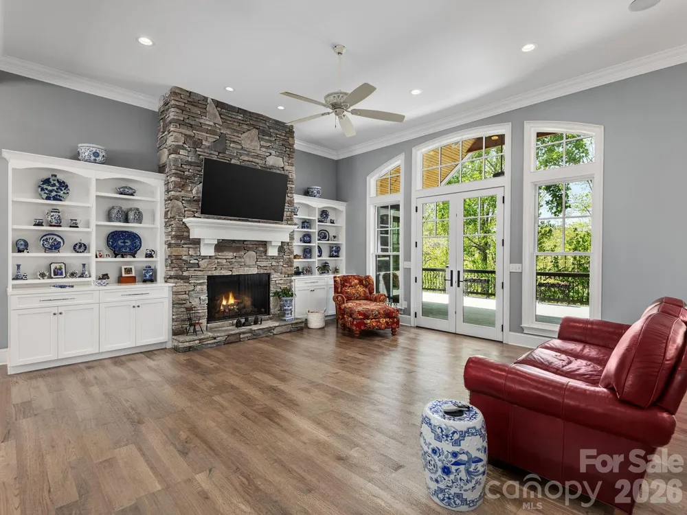 28 Falling Star Court Fletcher, NC 28732