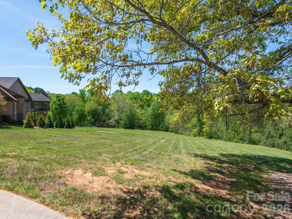 28 Falling Star Court Fletcher, NC 28732