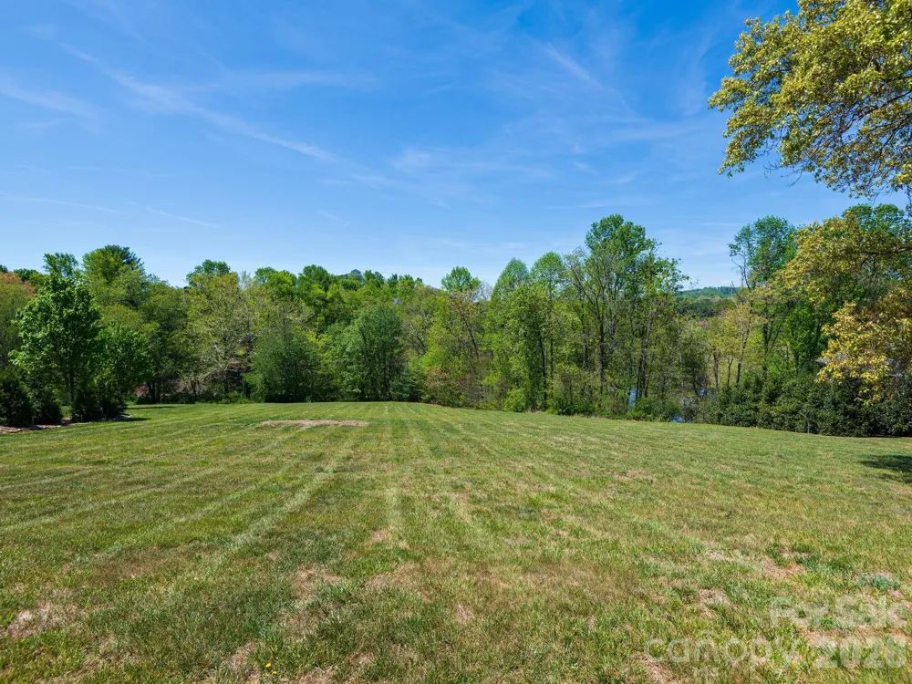 28 Falling Star Court Fletcher, NC 28732
