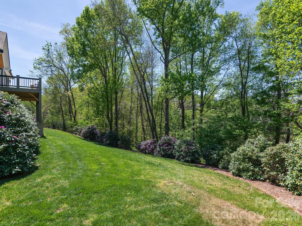28 Falling Star Court Fletcher, NC 28732