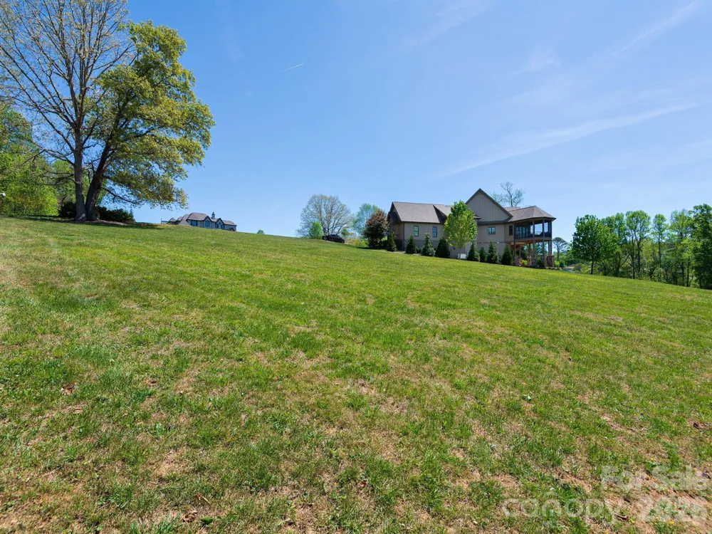 28 Falling Star Court Fletcher, NC 28732