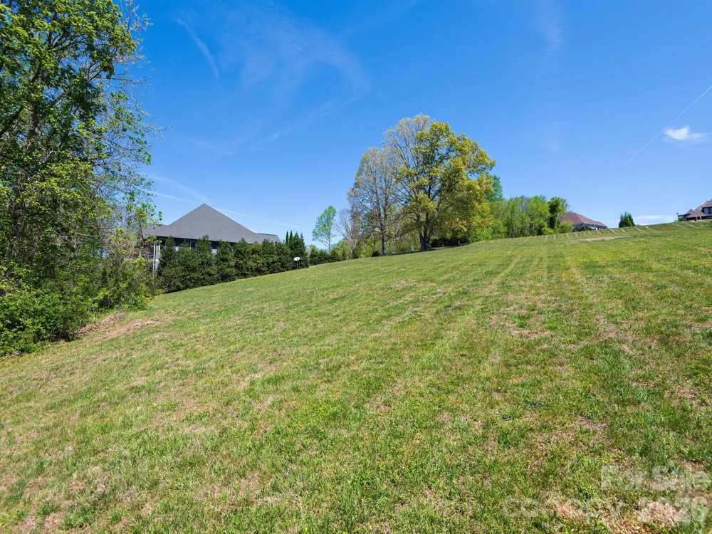 28 Falling Star Court Fletcher, NC 28732