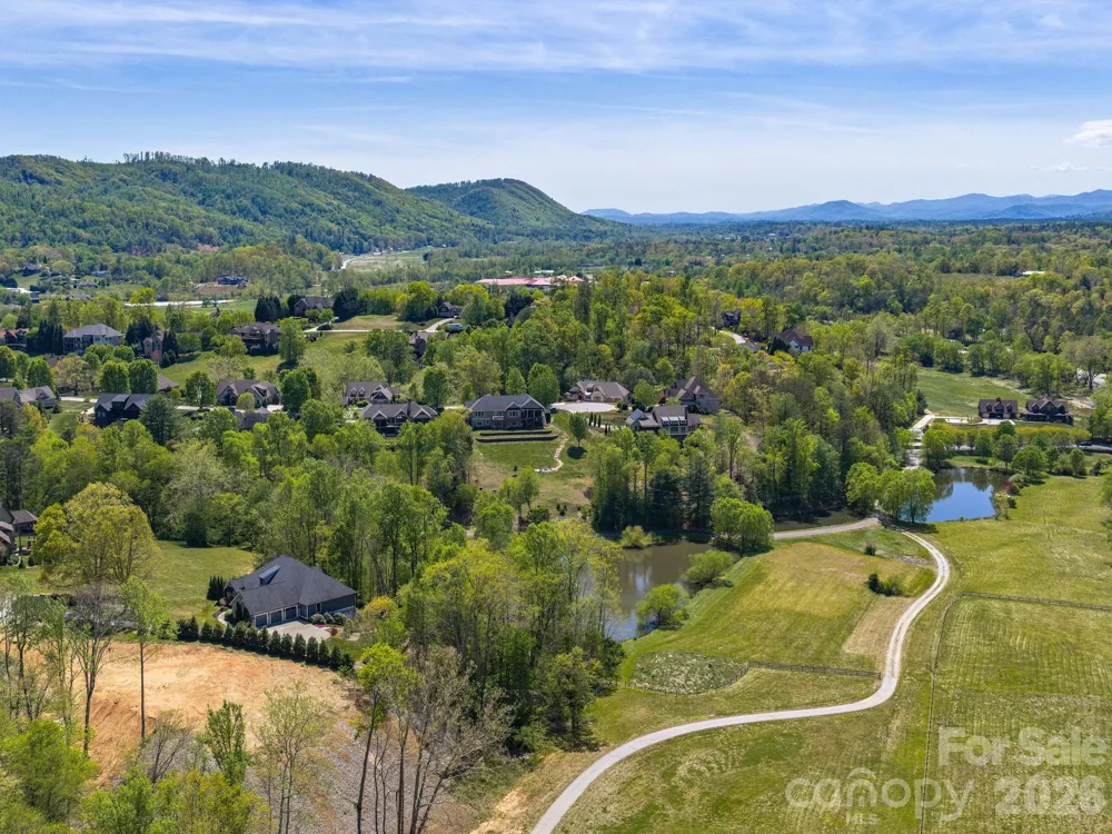 28 Falling Star Court Fletcher, NC 28732