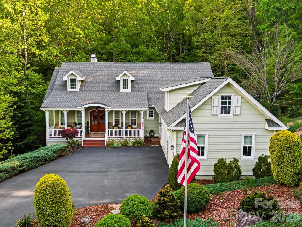 329 Kenmure Drive Flat Rock, NC 28731