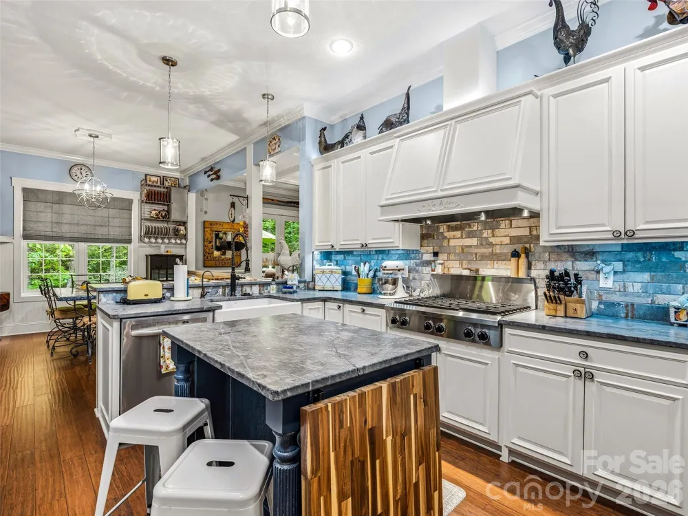 329 Kenmure Drive Flat Rock, NC 28731
