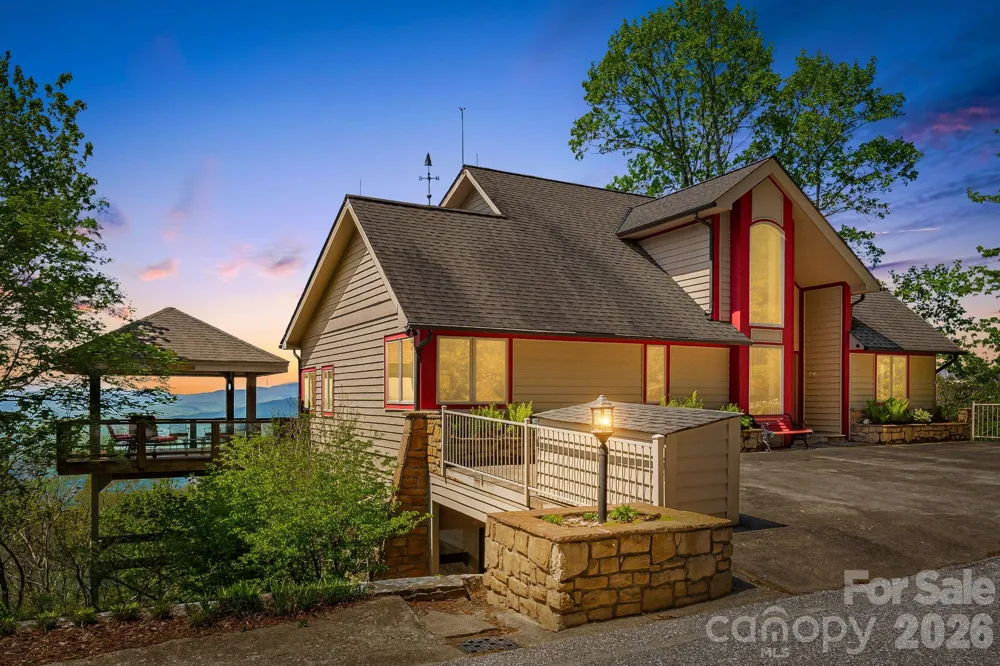 206 Twin Springs Road Blowing Rock, NC 28605