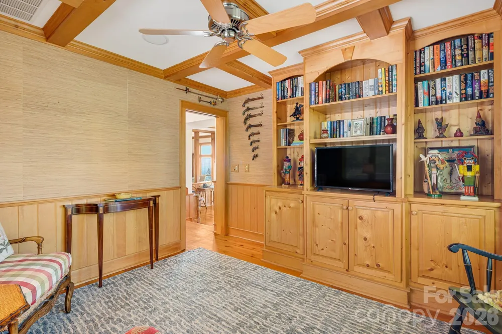 206 Twin Springs Road Blowing Rock, NC 28605