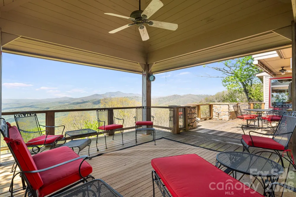 206 Twin Springs Road Blowing Rock, NC 28605