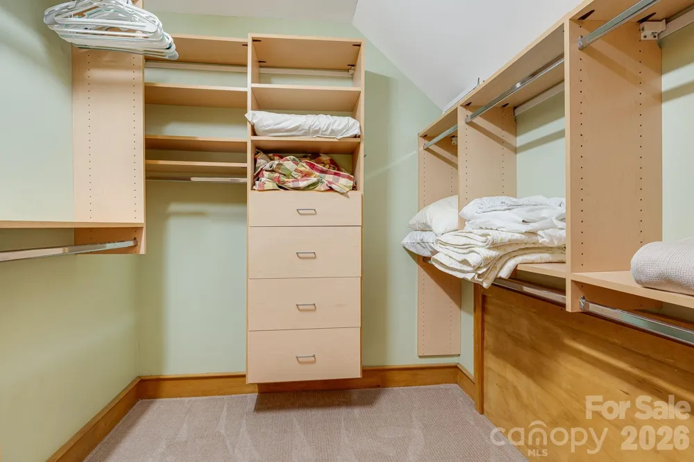 206 Twin Springs Road Blowing Rock, NC 28605