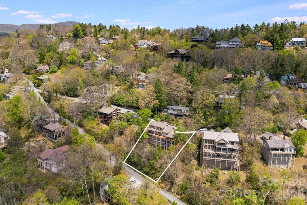 206 Twin Springs Road Blowing Rock, NC 28605