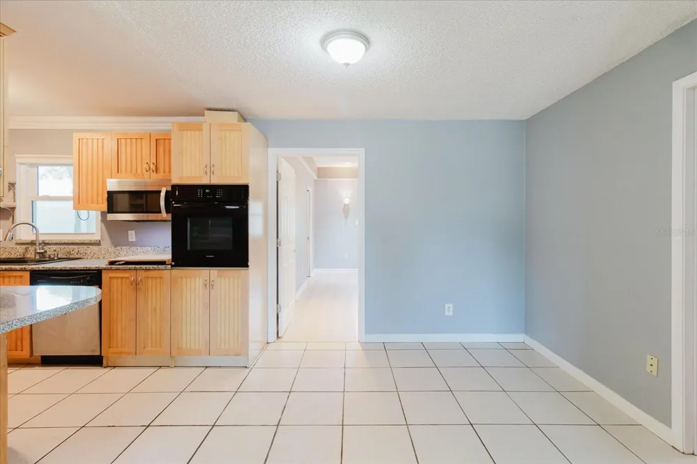2009 PEPPERTREE COURT Oldsmar, FL 34677